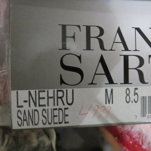 BOGO FRANCO SARTO NEHRU EMBELLISHED BEADED SAND TAN ITALIAN SUEDE THONG SANDALS - Picture 10 of 10